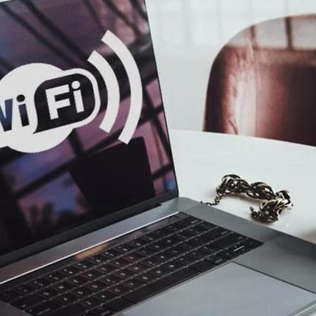 Uim Mediterraneo Claveles Wifi Sagunto Екстериор снимка